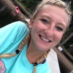 Meet your Posher, Bailey